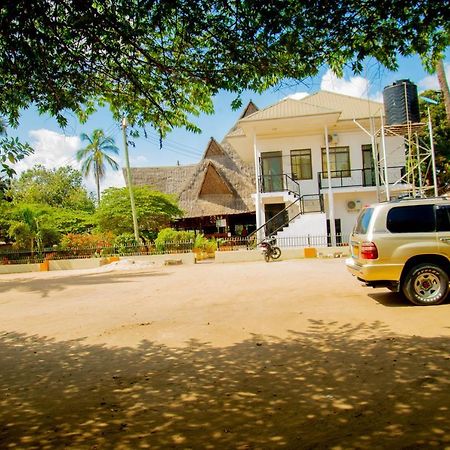 Flamingo Hotel Kinyerezi Dar es Salaam Eksteriør billede